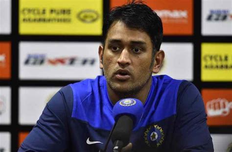 MS Dhoni Retirement from Test Cricket