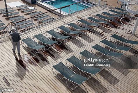 Ocean Liner Deck Photos and Premium High Res Pictures - Getty Images