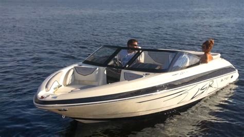 Is Larson A Good Boat? Know The Ins And Outs of This Popular Brand ...