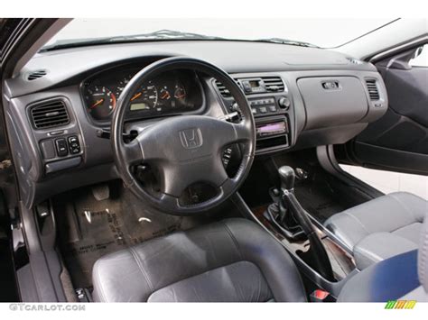 2000 Honda Accord EX-L Coupe interior Photo #63857713 | GTCarLot.com