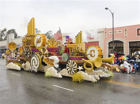 Tournament of Roses® Parade Floats | Parade float, Tournament of roses parade, Rose parade