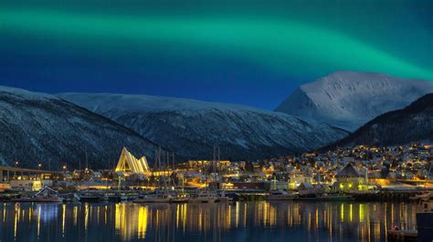 Where To See The Northern Lights In Norway This Winter