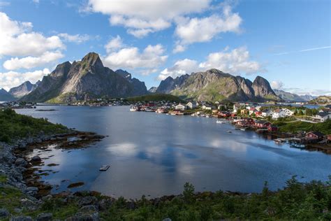 Town in the mountains on a lake in Norway image - Free stock photo - Public Domain photo - CC0 ...