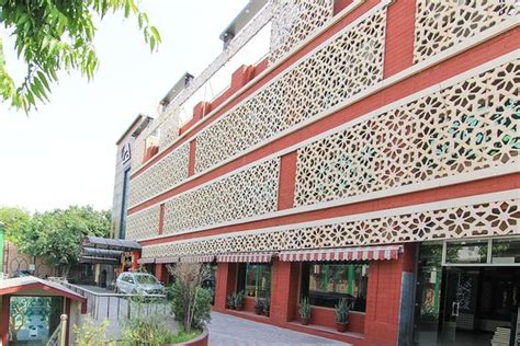 CITI CLUB $23 ($̶3̶8̶) - Prices & Hotel Reviews - Kanpur, India