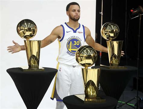 How Stephen Curry handled an offseason of change