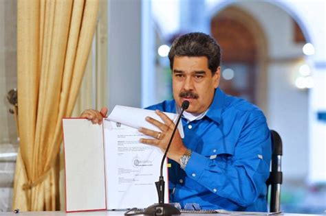 Venezuela news: US slaps on fresh sanctions as Pence repeats calls for ...