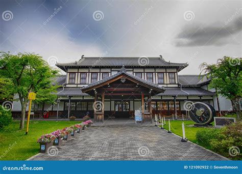 Old Traditional Japanese Building in Kyoto Editorial Photography ...