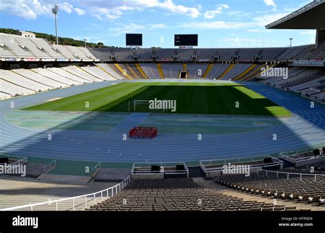 Estadio Olímpico Lluís Companys en Barcelona, España Fotografía de ...