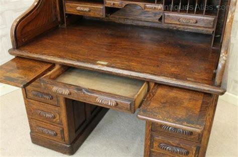 Victorian Roll Top Desk In Oak - Antiques Atlas