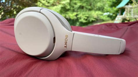 Sony's excellent WH-1000XM4 headphones are still at their Black Friday price - CNET