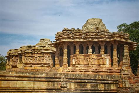 Modhera Sun Temple: Timings, Architecture, Entry Fee | Veena World