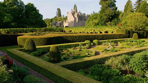 Castle Gardens - Cawdor Castle - A five star visitor attraction near Nairn in the Scottish ...