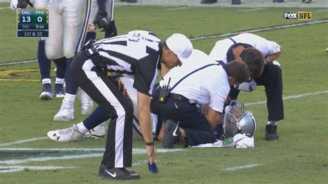 Tony Romo suffers shoulder injury against Eagles - SBNation.com