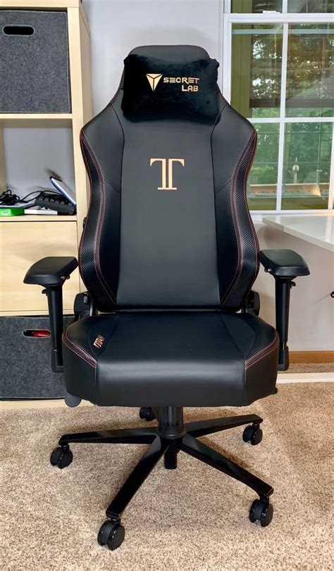 Secretlab Titan Review: Uber Comfortable Gaming Chair