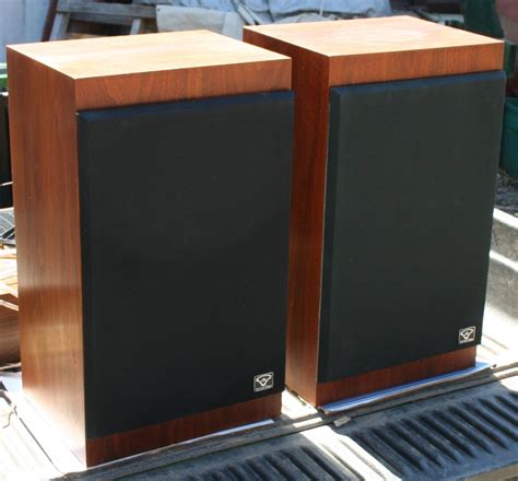 Pair of Vintage Cerwin Vega R123 Speakers with 12" woofers For Sale - Canuck Audio Mart