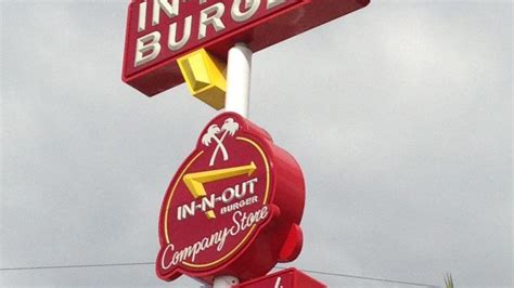 Original In-N-Out Burger | California Curiosities