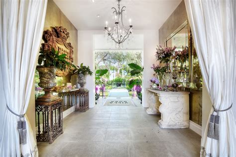 VILLA ROSA: A TOUR INSIDE — Very Vanderpump