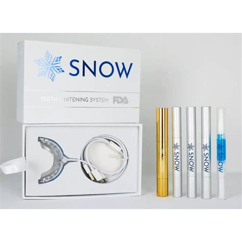 SNOW® TEETH WHITENING AT-HOME SYSTEM [ALL-IN-ONE KIT] with Maximum Strength Whitening Refills ...