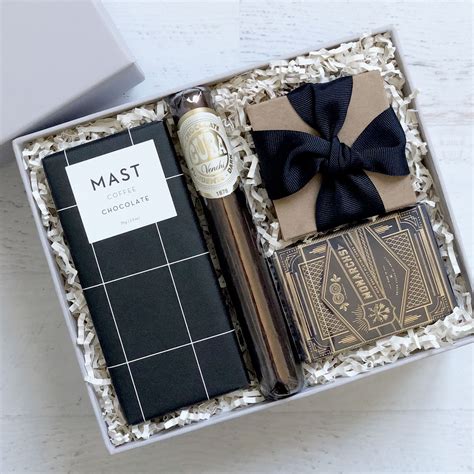 Create and send personalized gift boxes | Mason & Market — Create Your ...