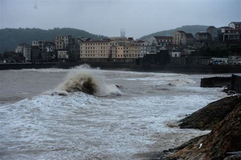 CHINA-ZHEJIANG-TYPHOON-PREPARATION