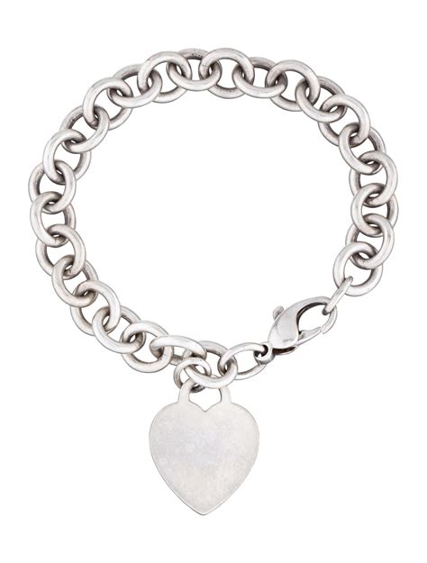 Heart Charm Bracelet – arthatravel.com