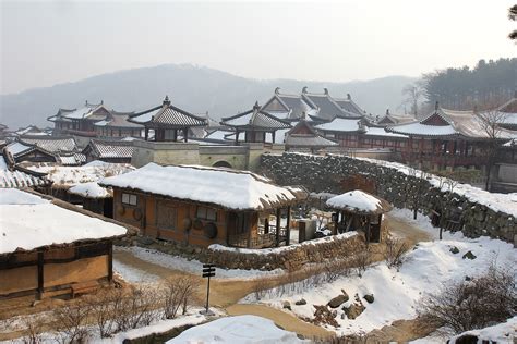 Korean folk village. Image by M Ameen | CC0. | TOTA