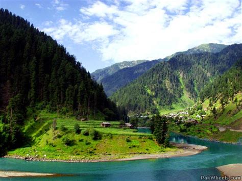 KASHMIR SCENERY WALLPAPER