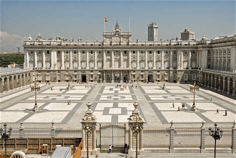 5-five-5: Royal Palace of Madrid (Spain)