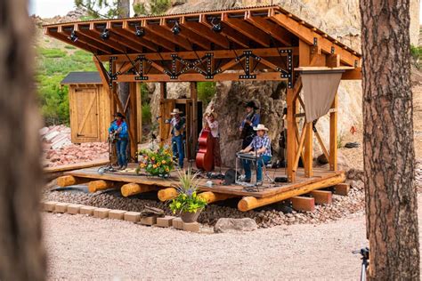 Flying W Ranch Chuckwagon | Pikes Peak Region Attractions