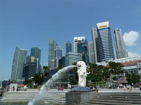 Top 10 Interesting Facts about Merlion Park - Discover Walks Blog