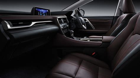 Lexus RX 450h interior