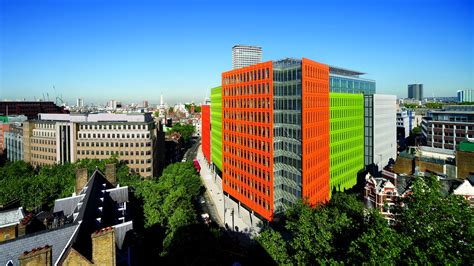 Google Pays $1 Billion for London Office Building - The New York Times