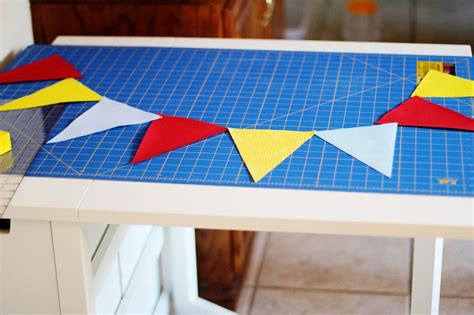 Make my own flag bunting! Fabric Bunting, Buntings, Moms Crafts, Flag Banner, Boy Birthday ...