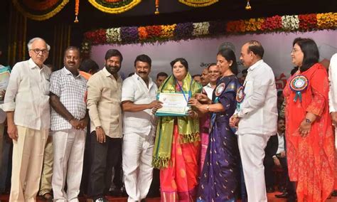 Sabitha Indra Reddy presents State awards to 129 teachers