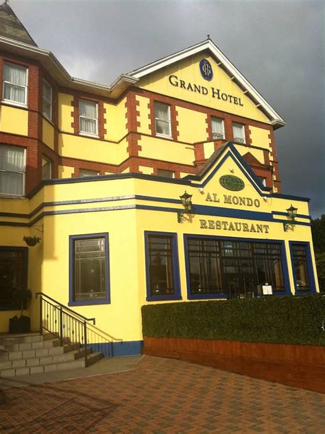 Where we stayed in Wicklow. | Grand hotel, Wicklow, House styles