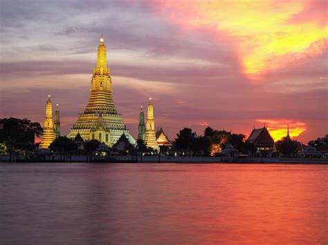 Bangkok - Wat Arun, Thailand