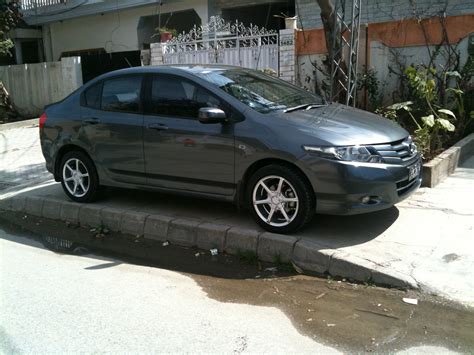 Honda City 2010 of vik_vik - Member Ride 12072 | PakWheels