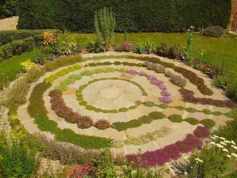 Garden Labyrinth Templates