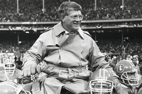 Dan Reeves, Former NFL Coach and Running Back, Dead at 77