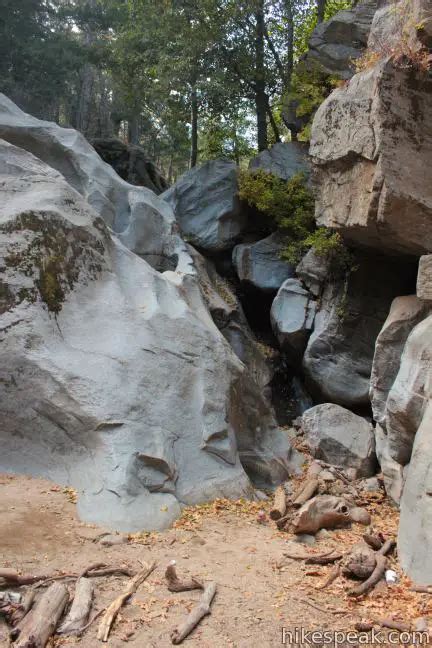 Heart Rock Trail | San Bernardino Mountains | Hikespeak.com