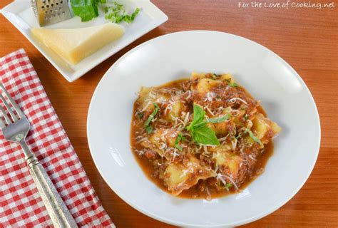 Weeknight Bolognese | Recipe | Weeknight bolognese, Bolognese, Italian ...