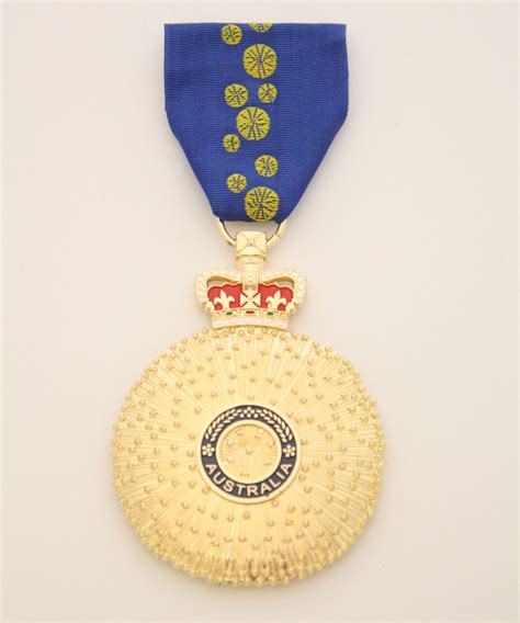 Order of Australia Officer A.O. Miniature – Medals of Service