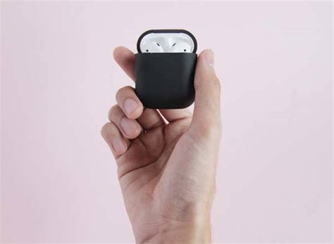 AirPlus AirPods Case with Wireless Charging | Gadgetsin