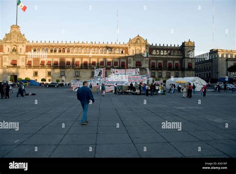 National Palace - mexico city - Plaza de la Constitucion Stock Photo ...