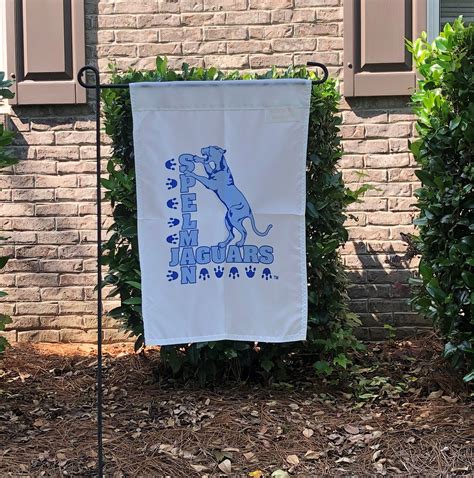 Spelman College Garden Flag - HBCUniversity.net