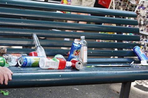 Swiss canton approves 300 franc fine for littering - Le News