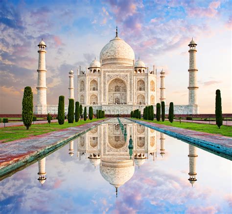 Taj Mahal might limit visitor numbers for safety and protection