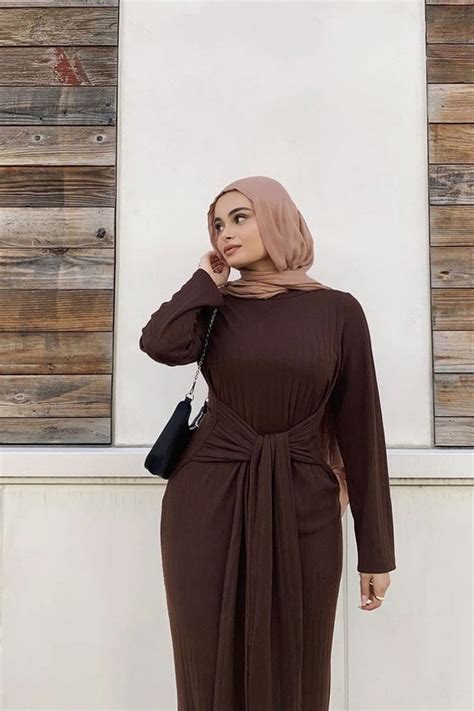 hijab brown dress | Modest fashion, Muslim fashion, Muslim fashion dress