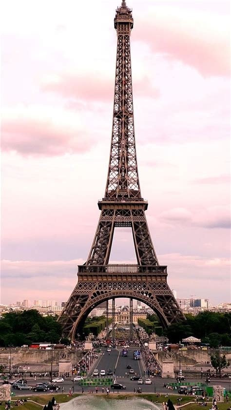 Eiffel tower Paris #paris #100mostbeautifulplacestovisit #france ...