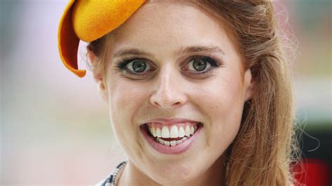 Princess Beatrice Calls Daughter Sienna a “Little Rockstar” in Thank-You Note | Vanity Fair